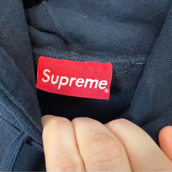 Supreme navy Hoodie sweater S - Picture 8 of 8
